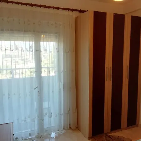 Valona Front Sea Daire Avlonya